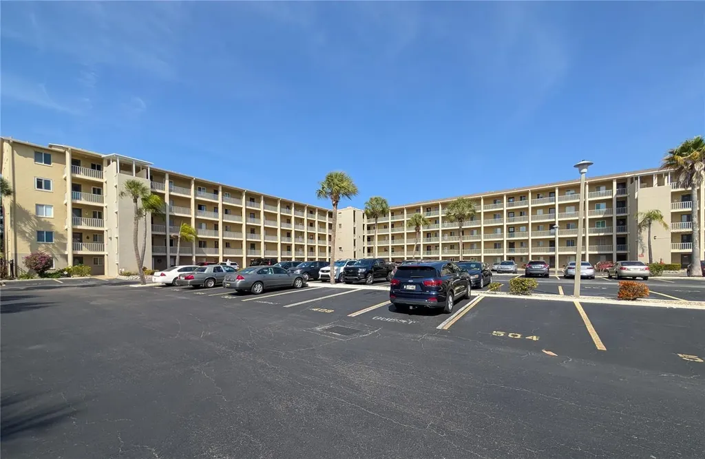 3628 Lake Bayshore Drive Bradenton FL 34205