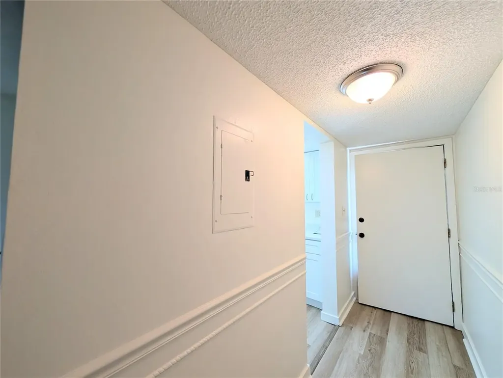 3628 Lake Bayshore Drive Bradenton FL 34205