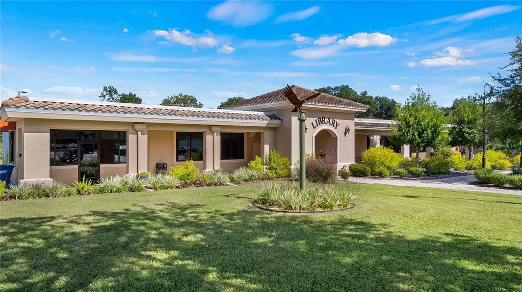 107 E Magnolia Avenue Howey In The Hills FL 34737