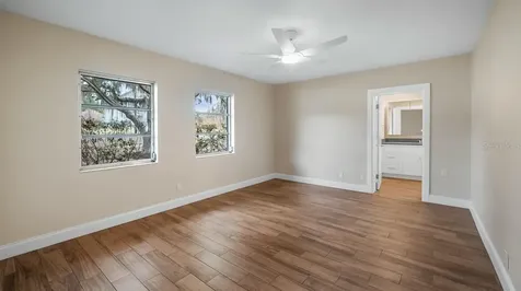 107 E Magnolia Avenue Howey In The Hills FL 34737