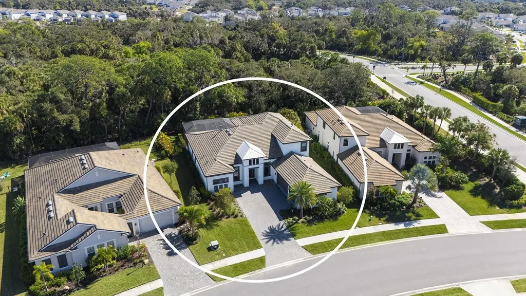9296 Starry Night Avenue Sarasota FL 34241