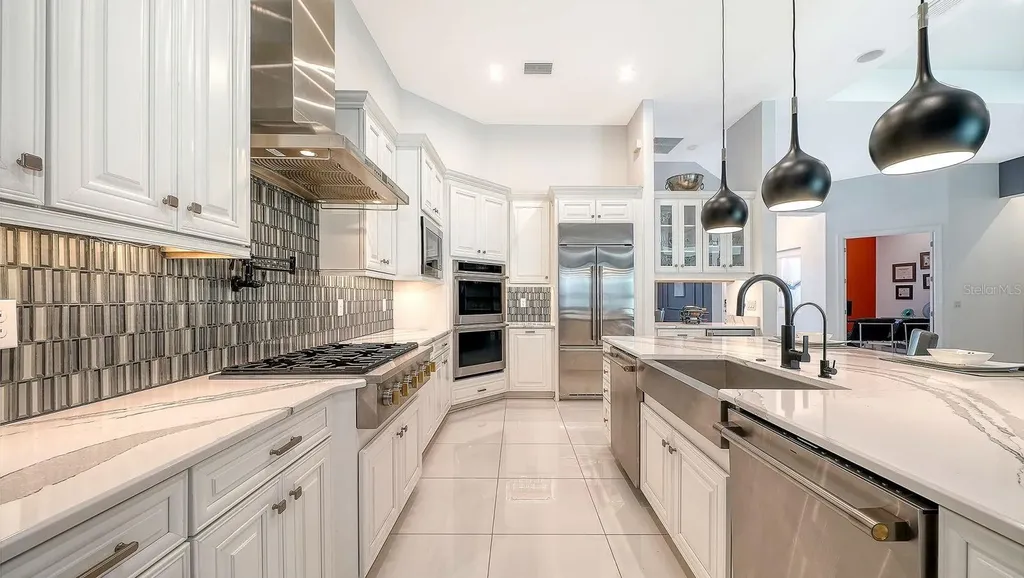 9296 Starry Night Avenue Sarasota FL 34241