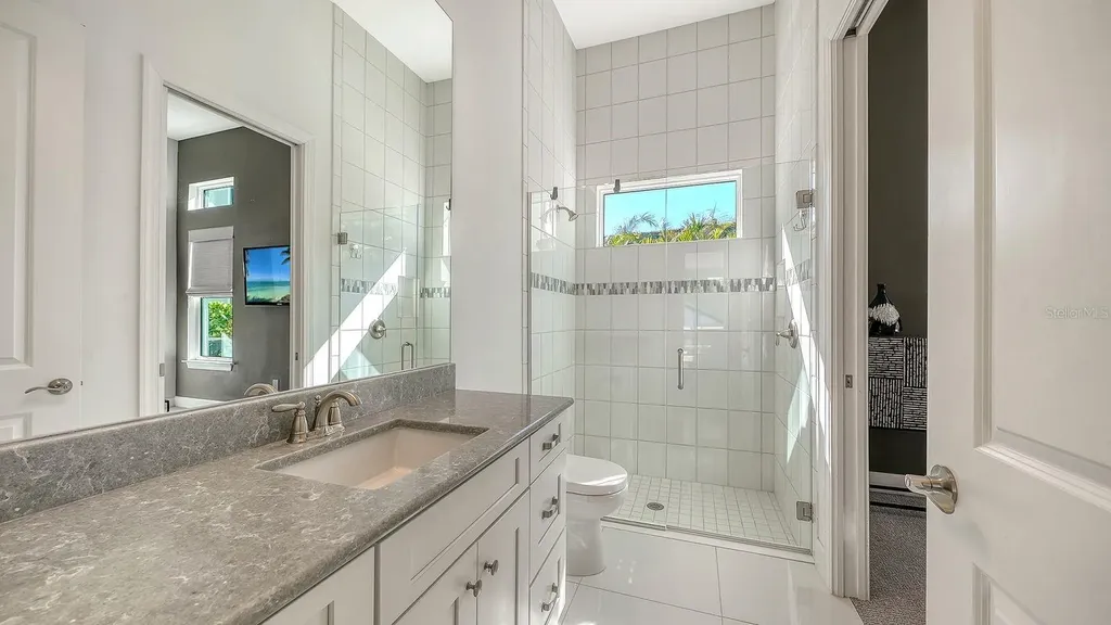 9296 Starry Night Avenue Sarasota FL 34241