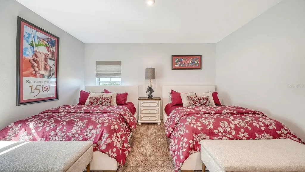 9296 Starry Night Avenue Sarasota FL 34241