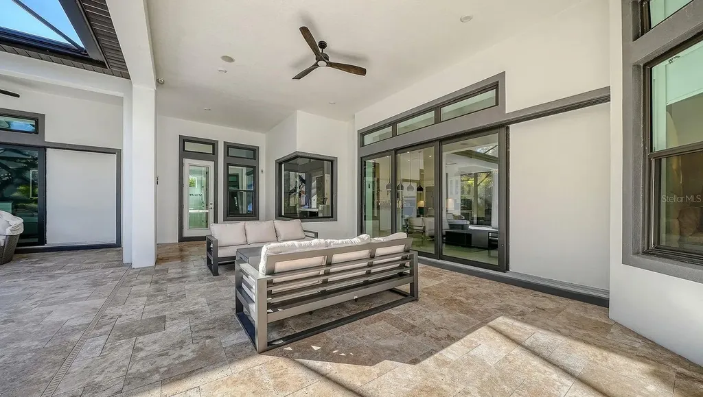 9296 Starry Night Avenue Sarasota FL 34241