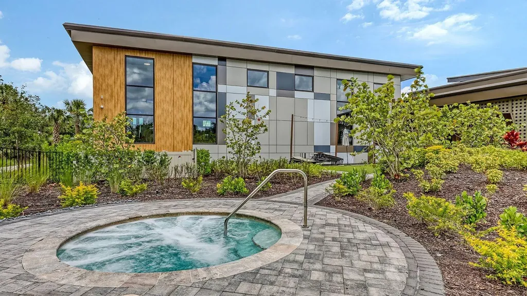 9296 Starry Night Avenue Sarasota FL 34241