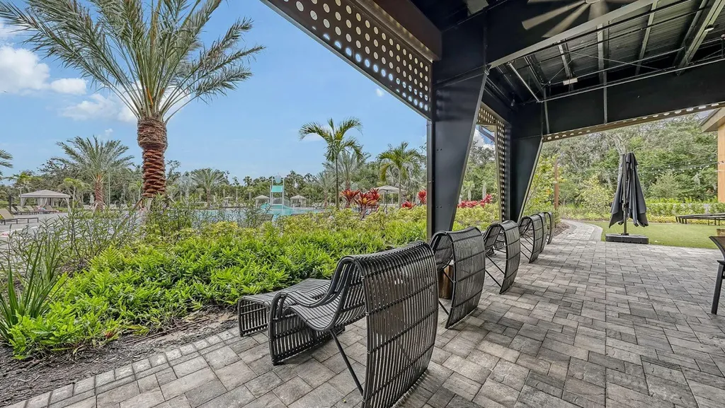 9296 Starry Night Avenue Sarasota FL 34241