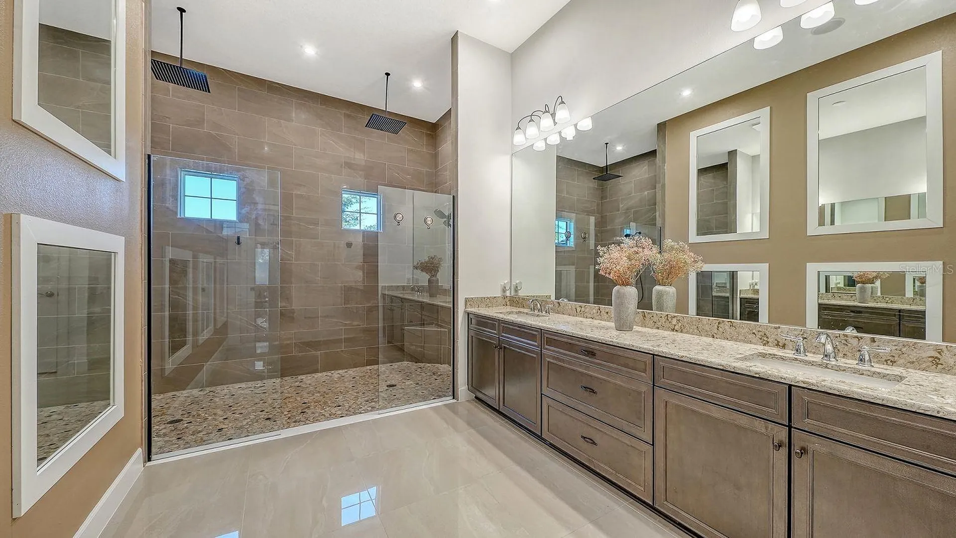 9296 Starry Night Avenue Sarasota FL 34241