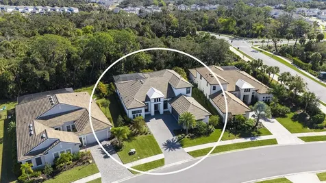 9296 Starry Night Avenue Sarasota FL 34241