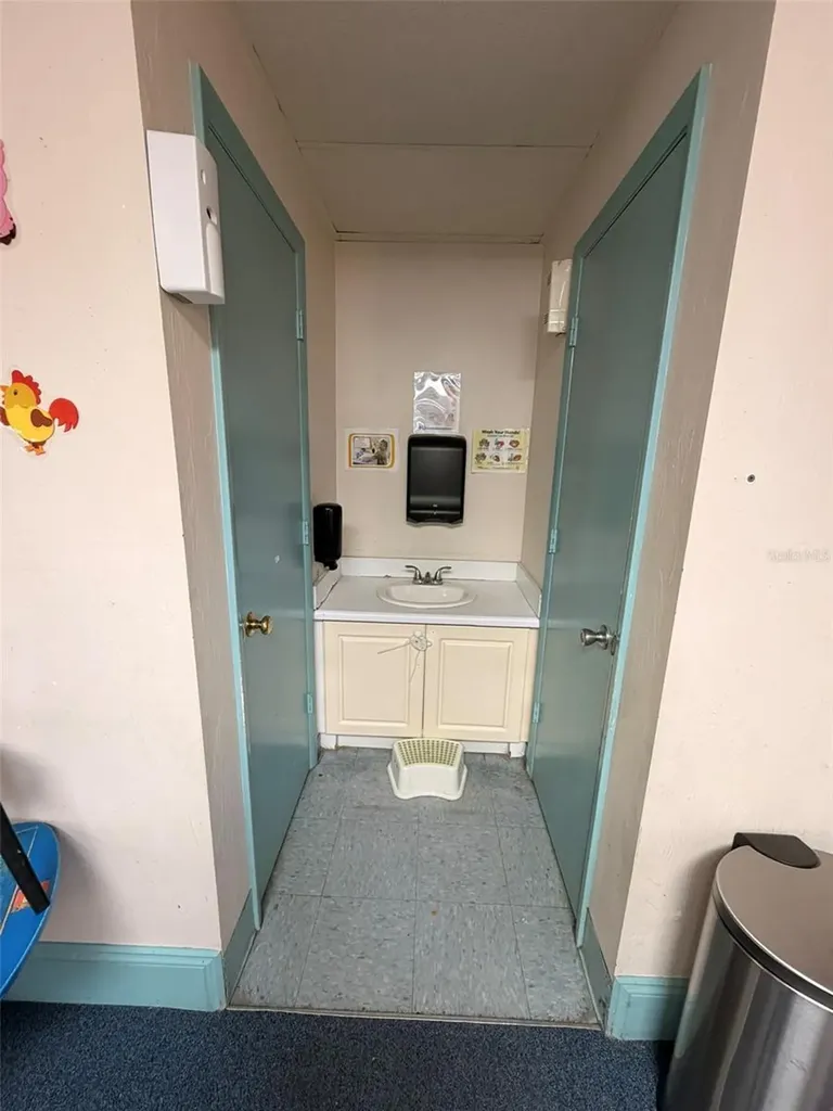 13610 Learning Court Fort Myers FL 33919