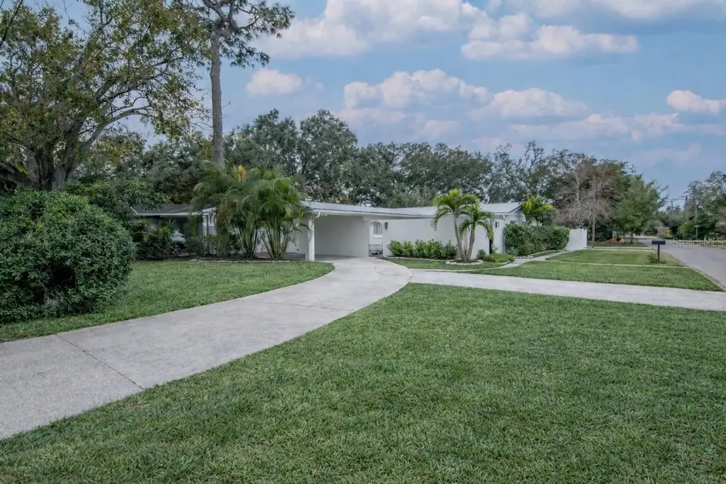 4402 W San Miguel Tampa FL 33629