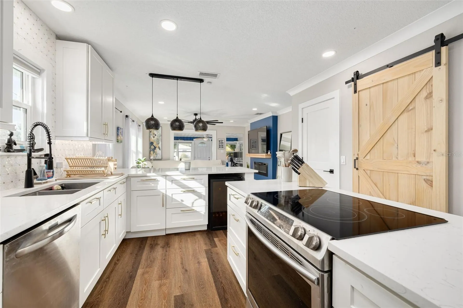 3662 5th Avenue S St Petersburg FL 33711