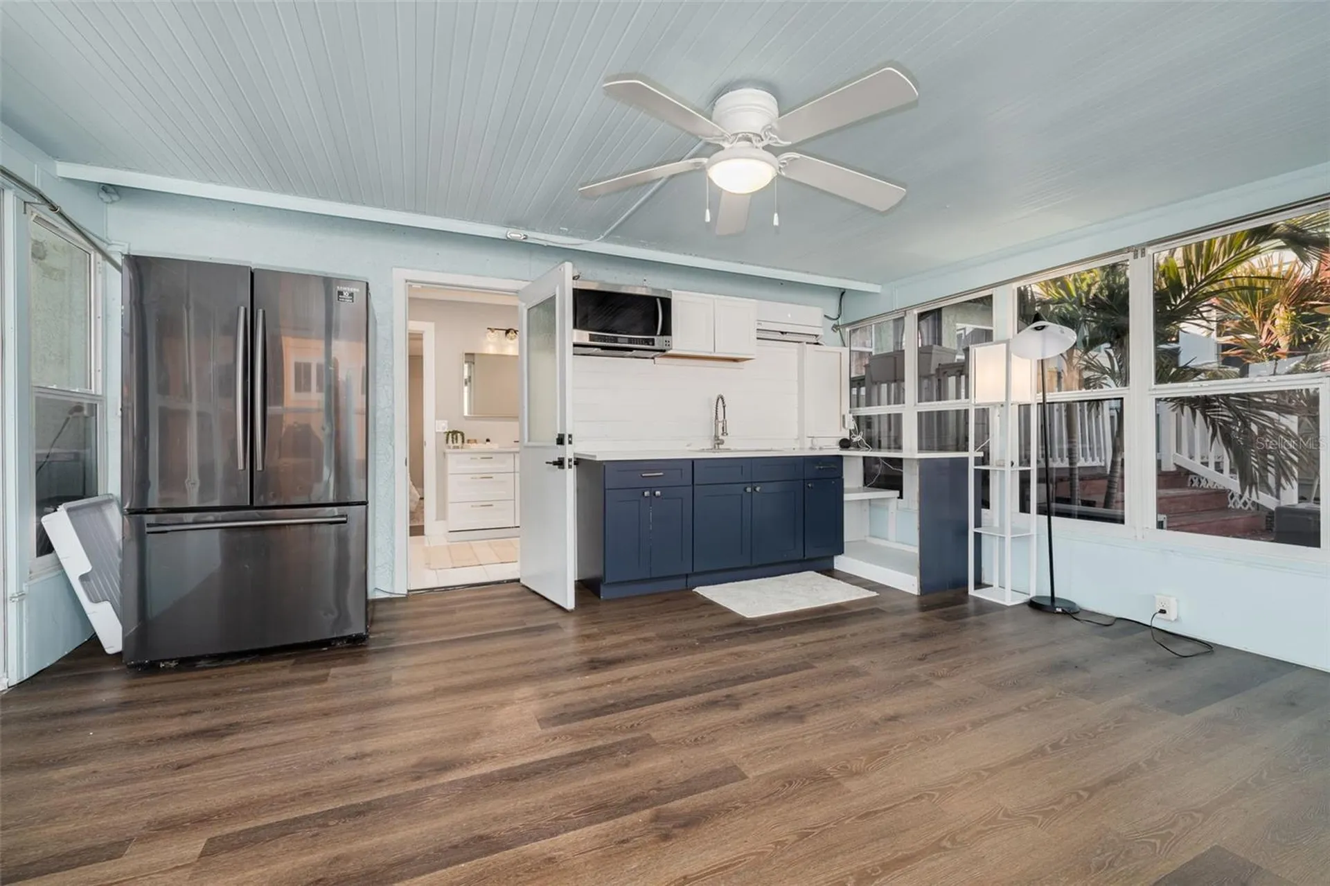3662 5th Avenue S St Petersburg FL 33711