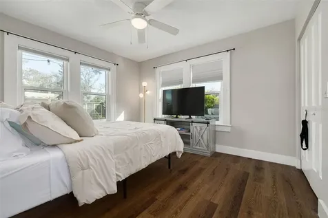 3662 5th Avenue S St Petersburg FL 33711