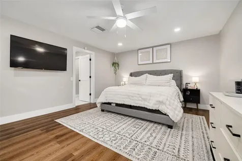 3662 5th Avenue S St Petersburg FL 33711