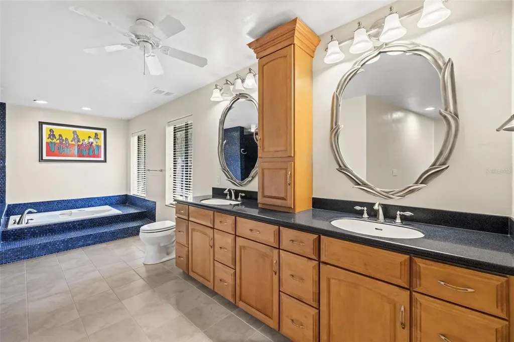 2345 NW 14th Place Gainesville FL 32605