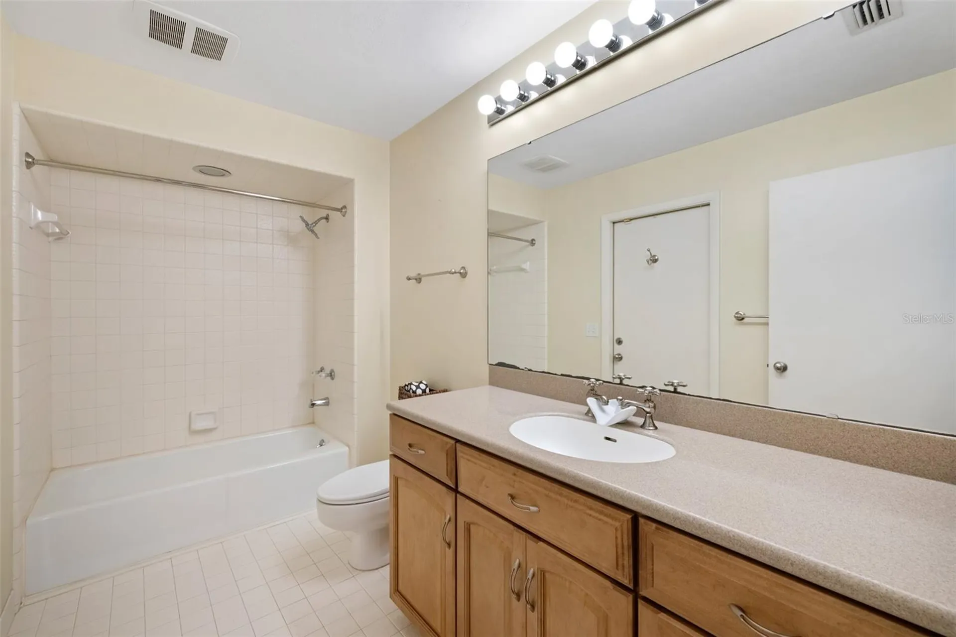 2345 NW 14th Place Gainesville FL 32605
