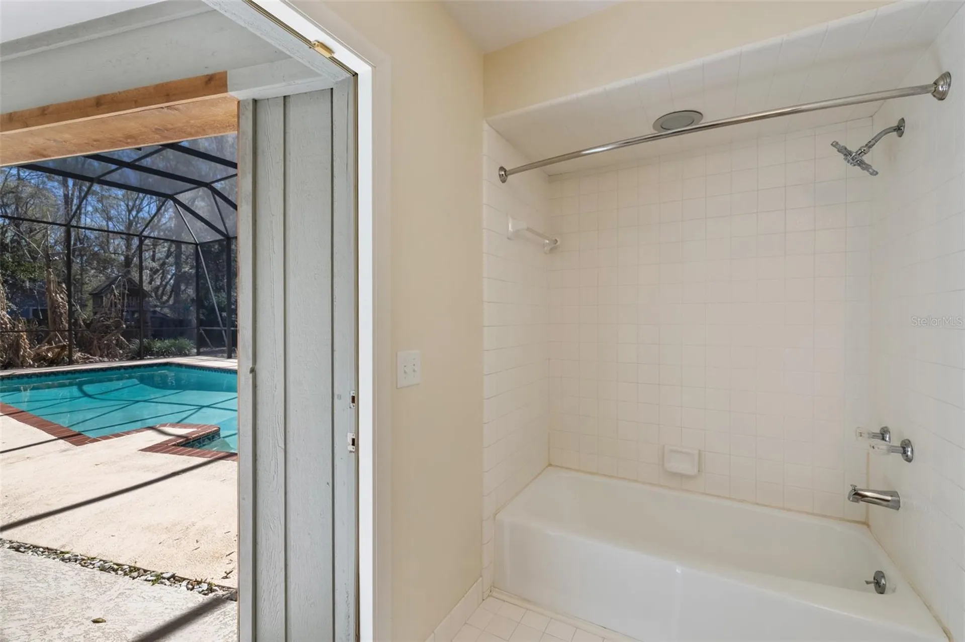 2345 NW 14th Place Gainesville FL 32605