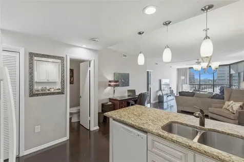1 Beach Drive SE St Petersburg FL 33701