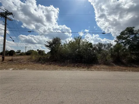 522 Columbus Boulevard S Lehigh Acres FL 33974
