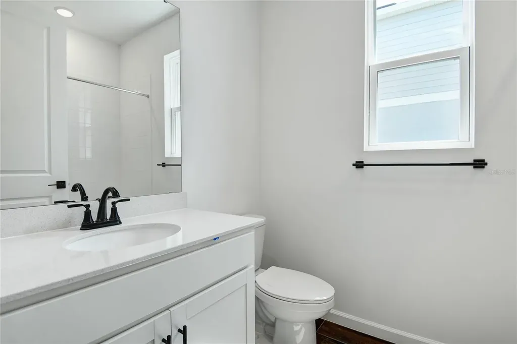 3230 Macchi Avenue Tavares FL 32778
