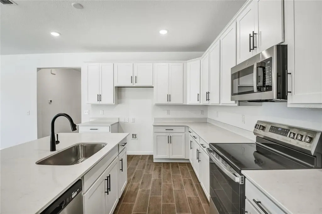 3230 Macchi Avenue Tavares FL 32778