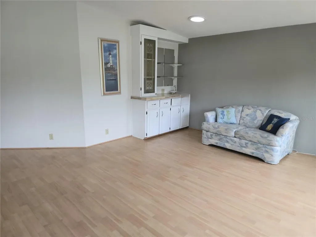 131 Victoria Drive Haines City FL 33844