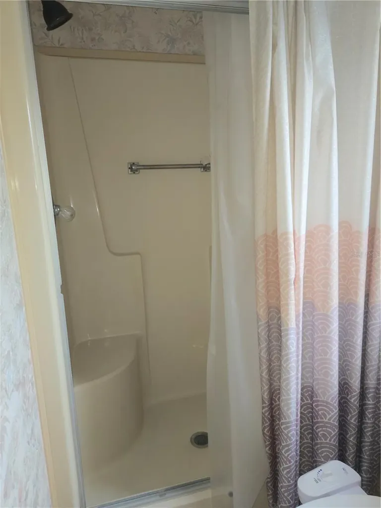 131 Victoria Drive Haines City FL 33844