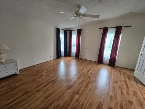 131 Victoria Drive Haines City FL 33844
