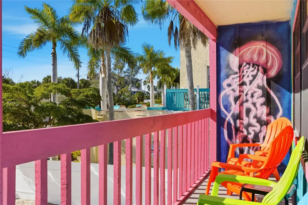 527 Beach Road Sarasota FL 34242