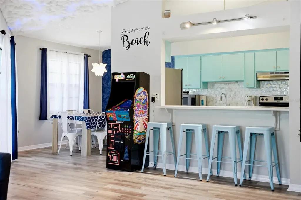 527 Beach Road Sarasota FL 34242