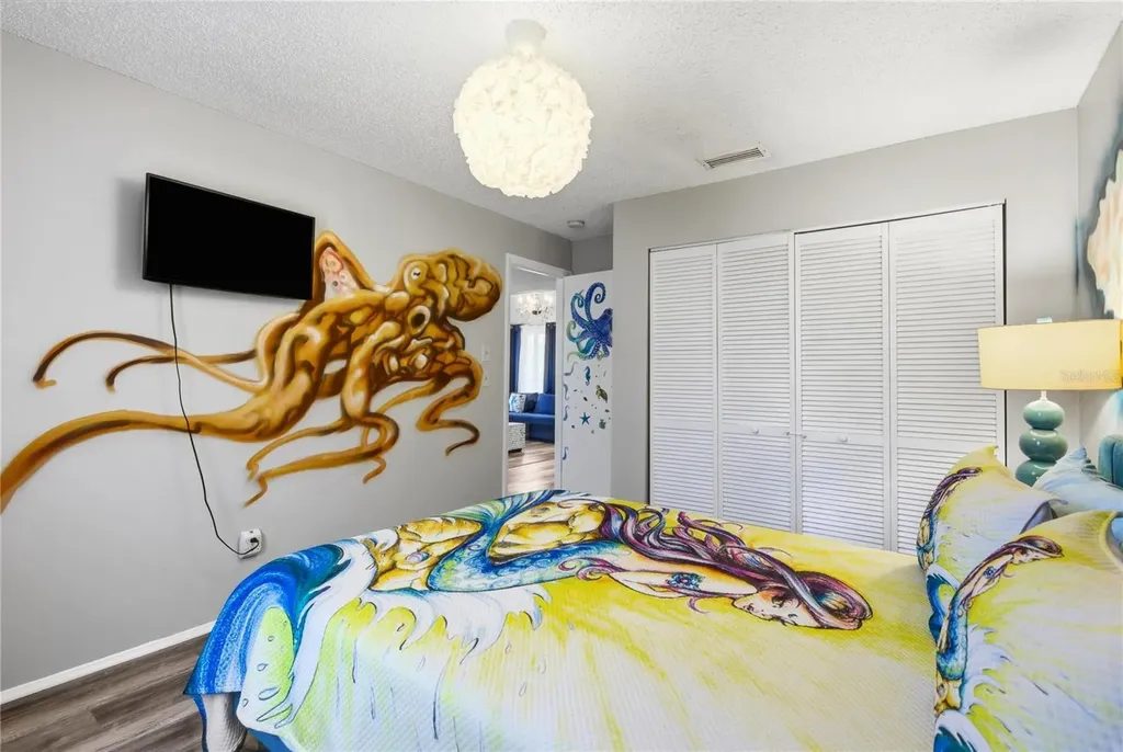 527 Beach Road Sarasota FL 34242
