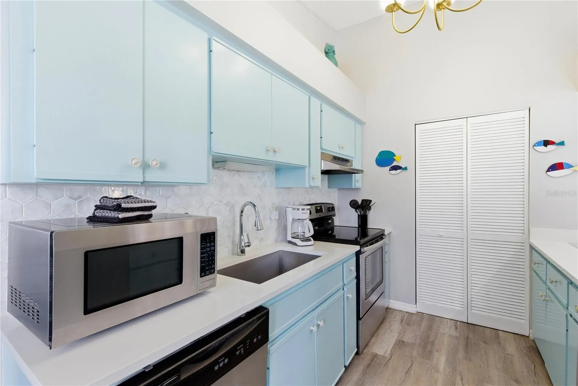 527 Beach Road Sarasota FL 34242
