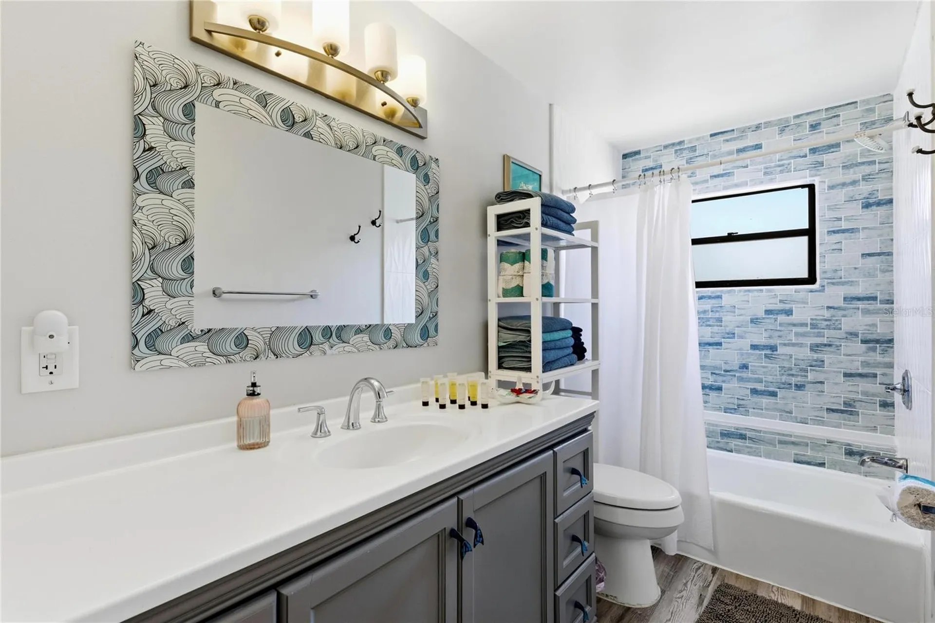 527 Beach Road Sarasota FL 34242