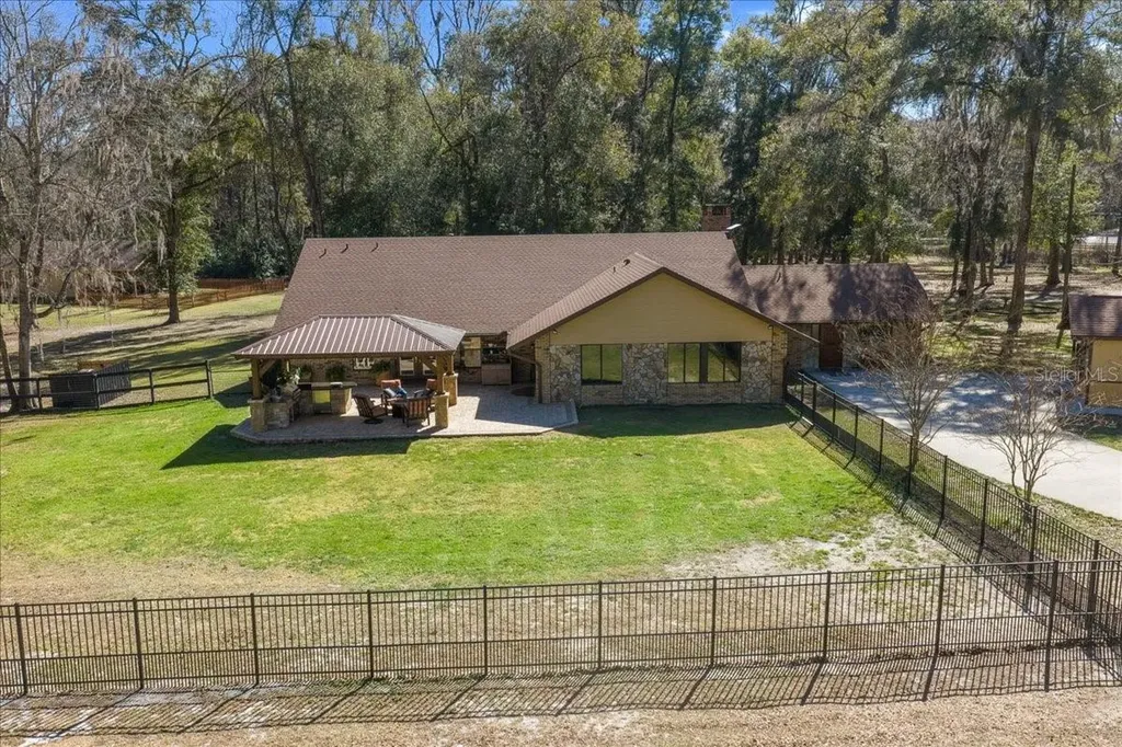 3551 E Highway 329 Anthony FL 32617