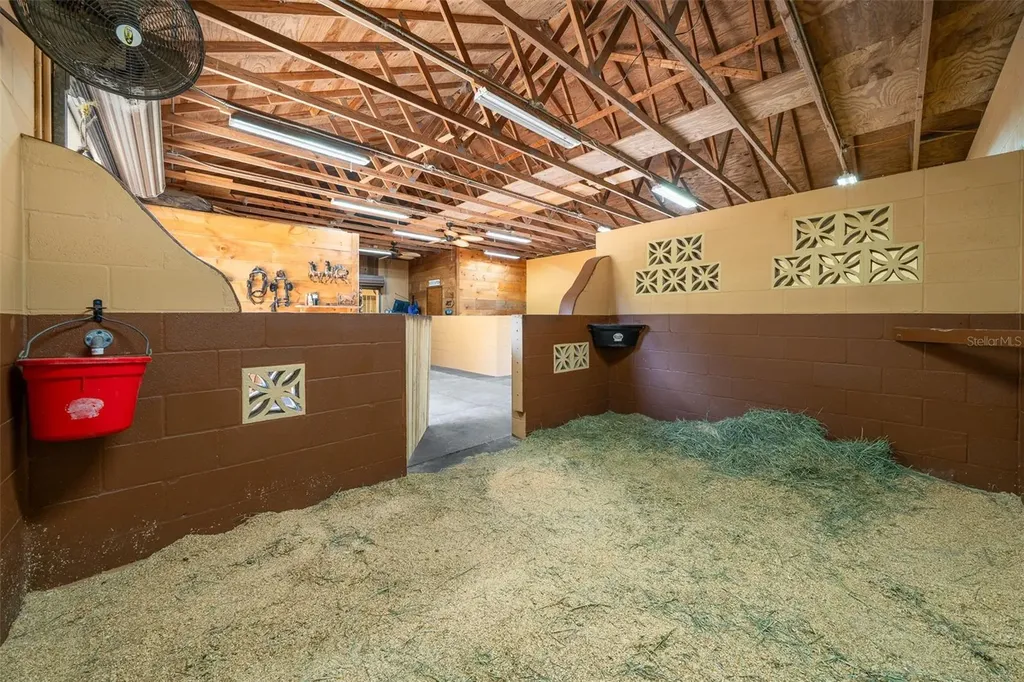 3551 E Highway 329 Anthony FL 32617