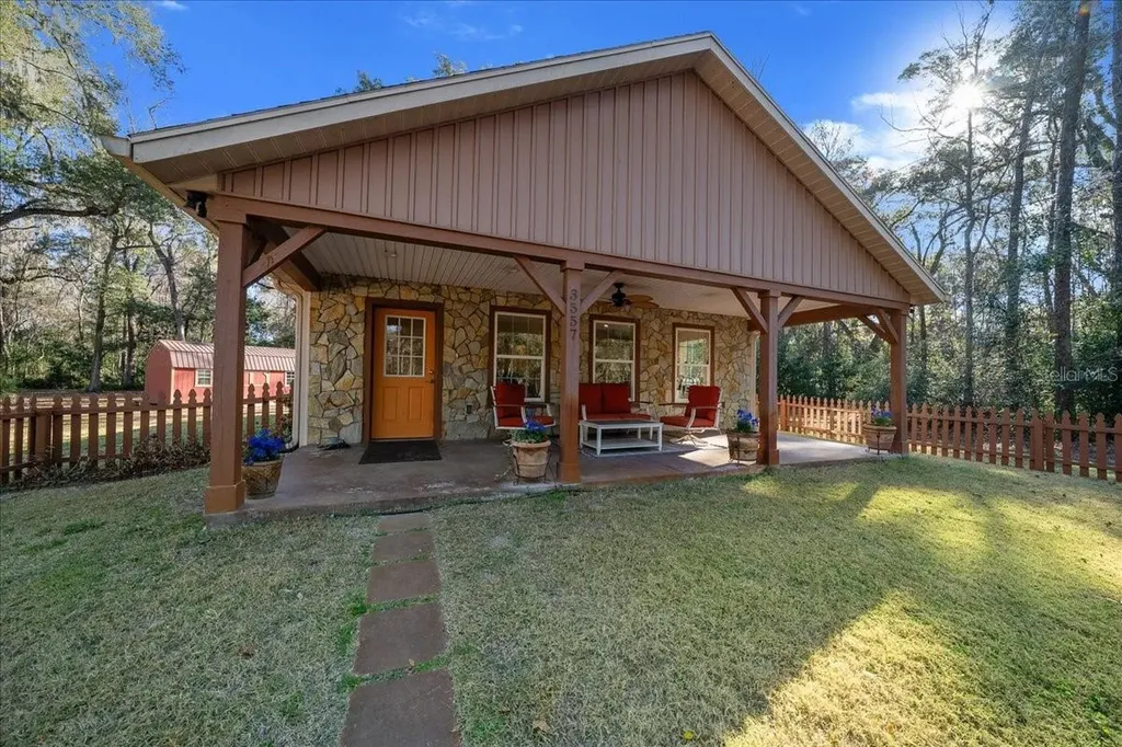 3551 E Highway 329 Anthony FL 32617