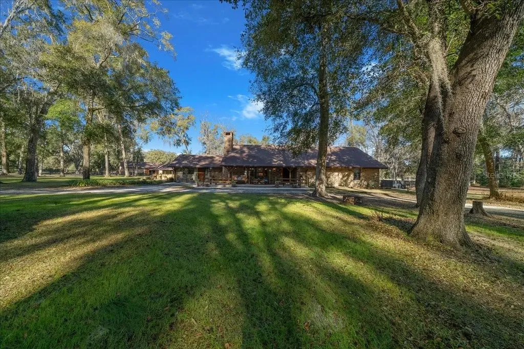 3551 E Highway 329 Anthony FL 32617