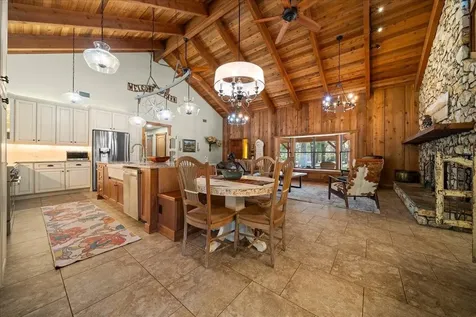 3551 E Highway 329 Anthony FL 32617