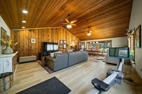 3551 E Highway 329 Anthony FL 32617