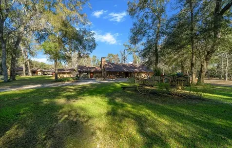 3551 E Highway 329 Anthony FL 32617