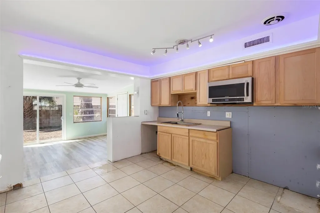1536 Espanola Avenue Holly Hill FL 32117