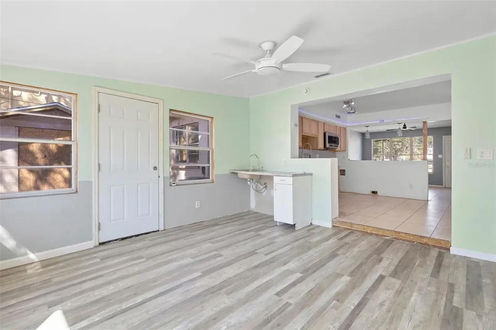 1536 Espanola Avenue Holly Hill FL 32117