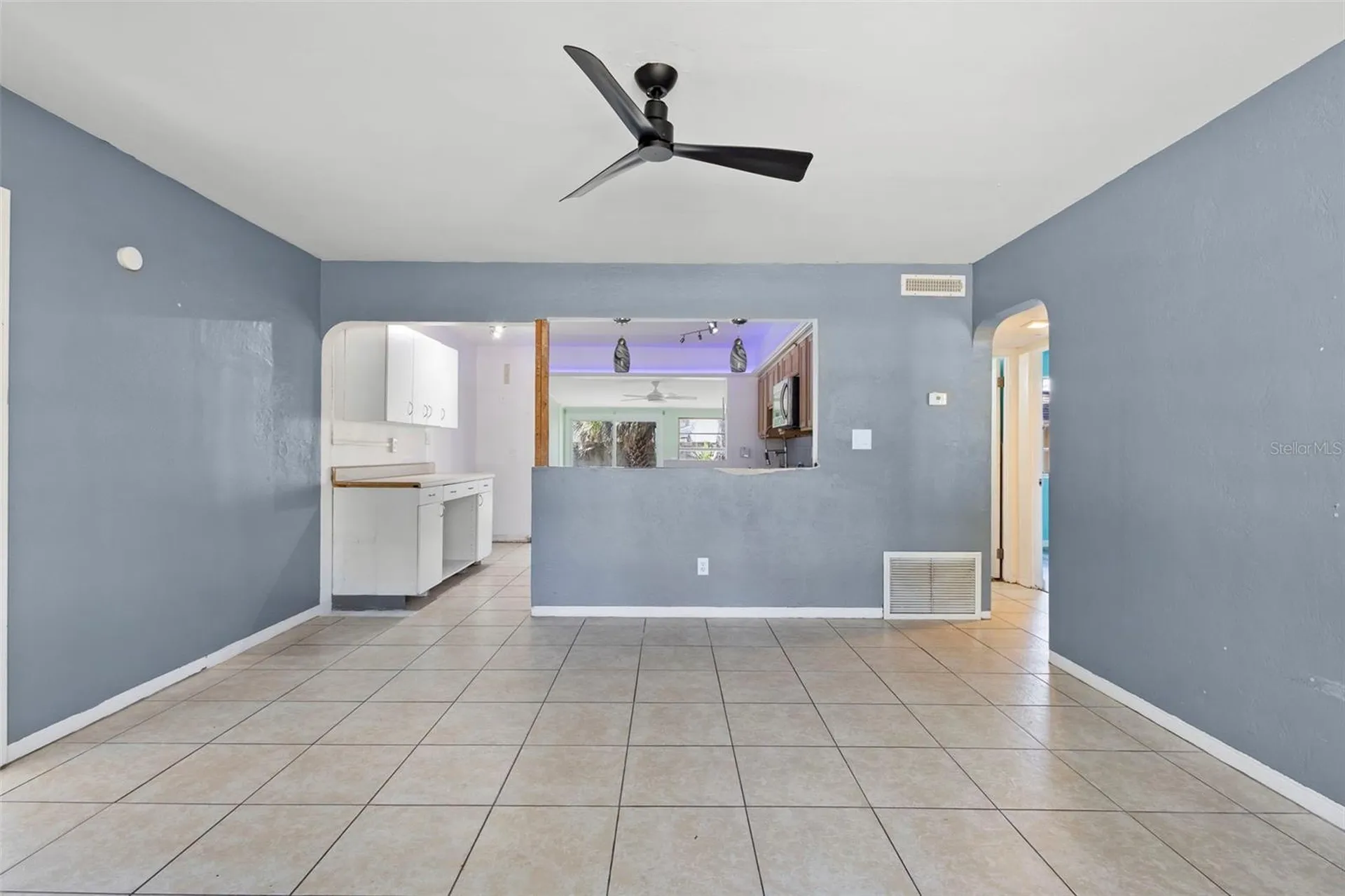 1536 Espanola Avenue Holly Hill FL 32117