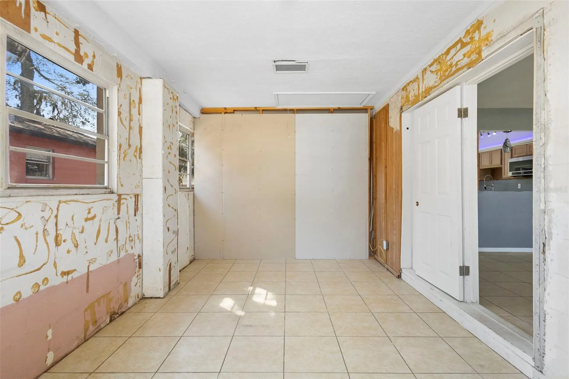1536 Espanola Avenue Holly Hill FL 32117