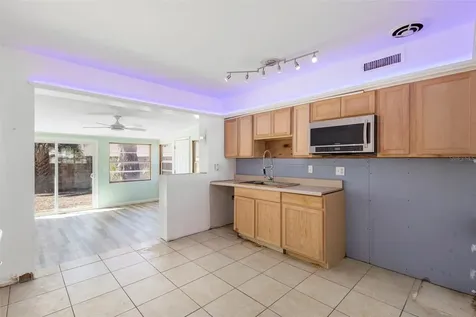 1536 Espanola Avenue Holly Hill FL 32117