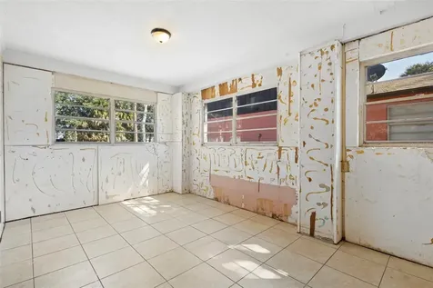 1536 Espanola Avenue Holly Hill FL 32117