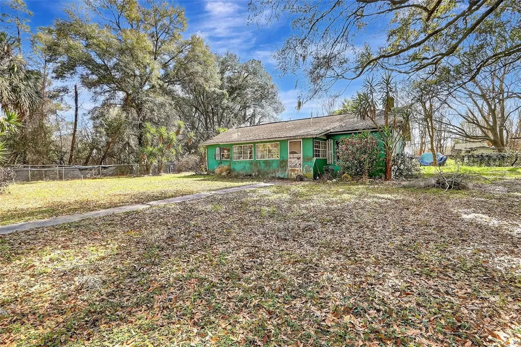 2180 NW 140th Street Citra FL 32113