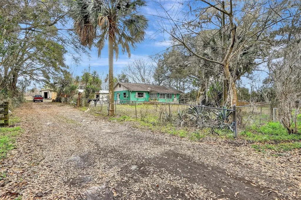 2180 NW 140th Street Citra FL 32113