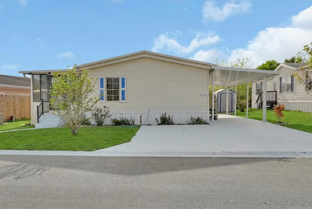 2008 Hickorywood Drive South Daytona FL 32119